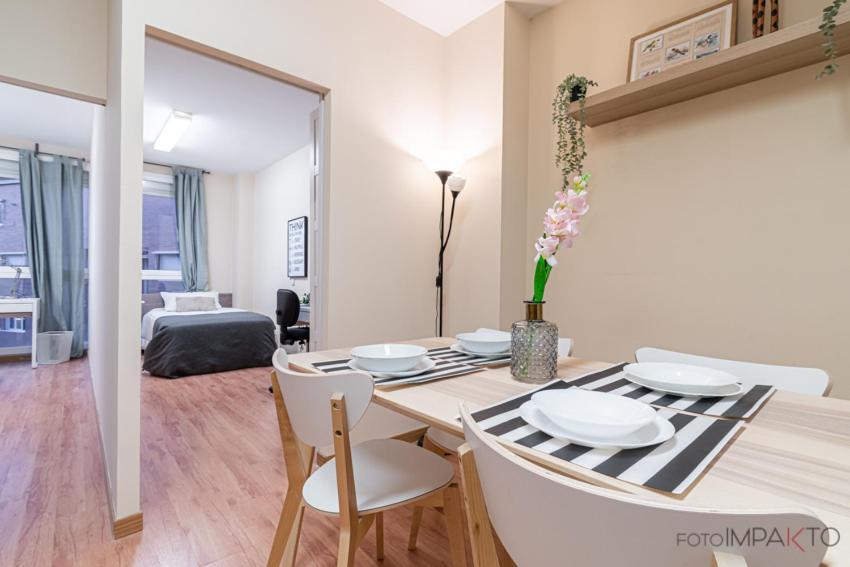 #10Oca7 - Apartamento En Vista Alegre Madrid Exterior photo